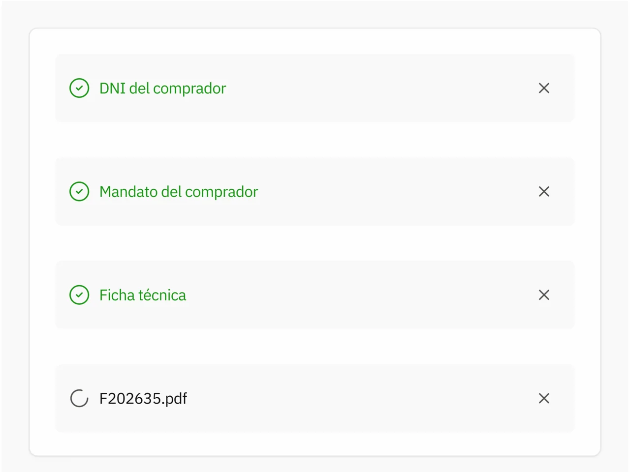 Usuario subiendo documentación del trámite de automoción