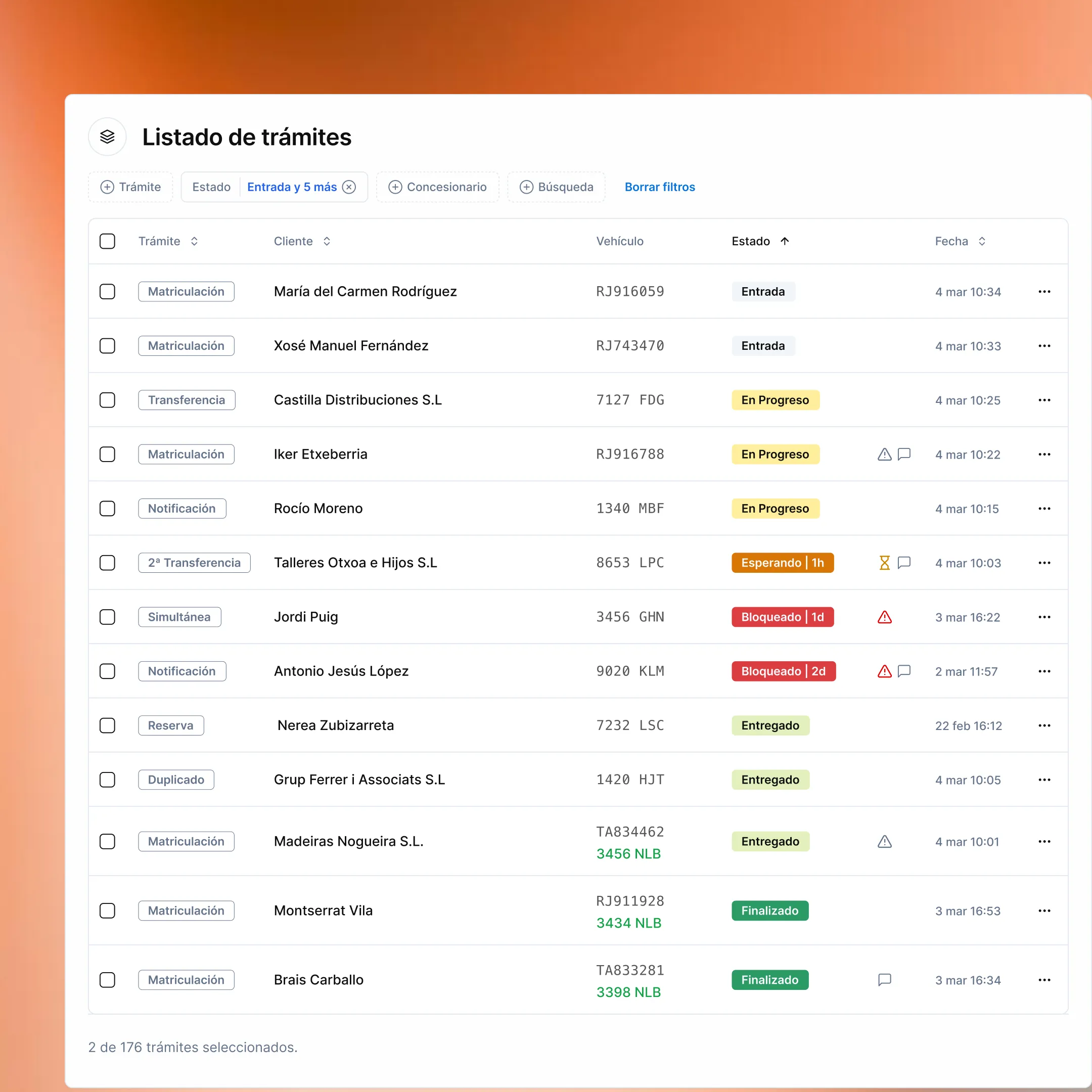 Captura del panel web de Punto Auto mostrando trámites en curso y su estado