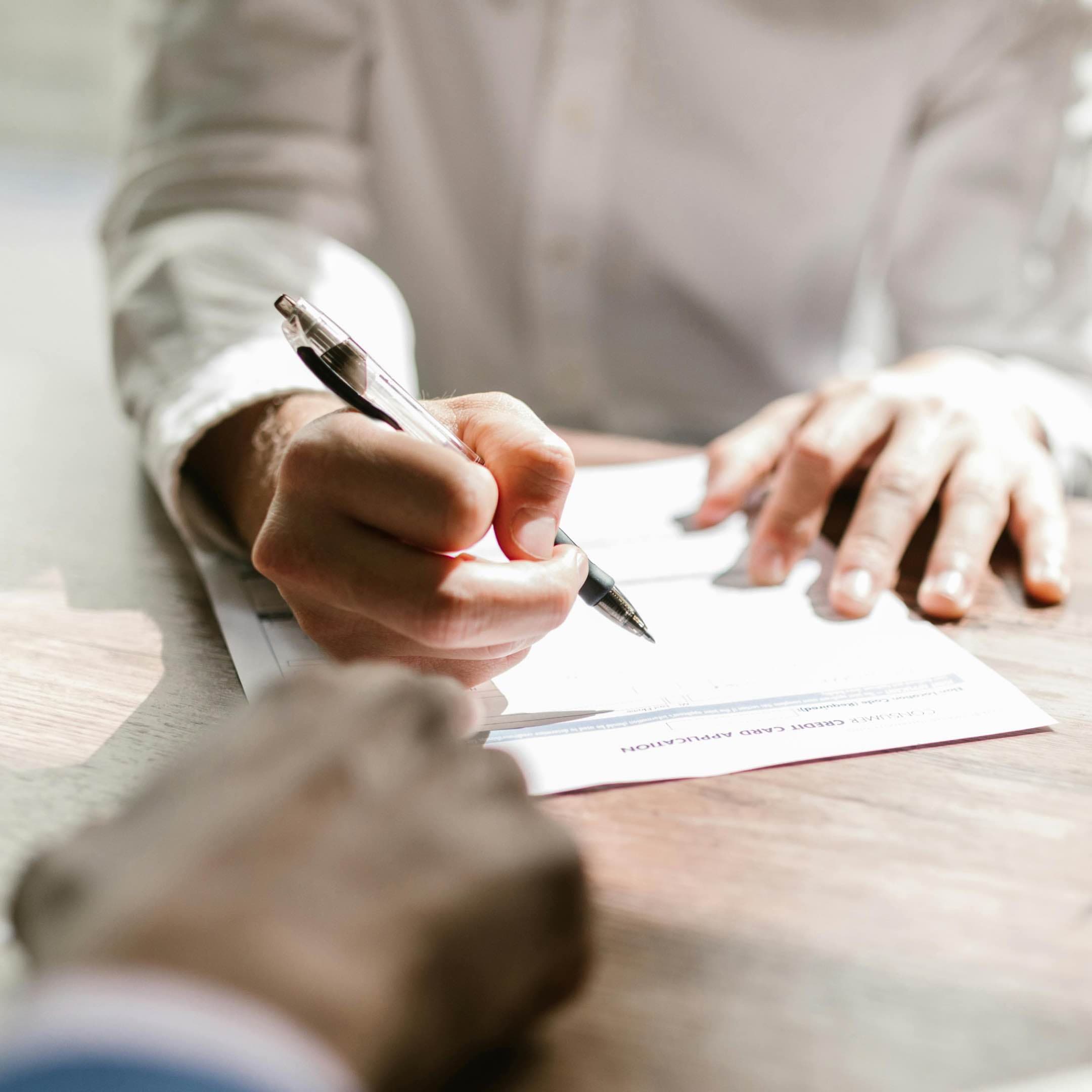 Sujeto delegado gestionando múltiples expedientes CAE con automatización